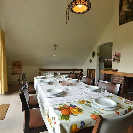 Chalé Inviting In The Woods In Ovifat *