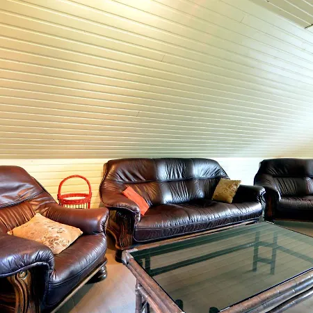 Inviting In The Woods In Ovifat Chalet *