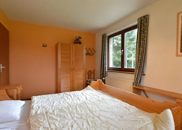 Inviting In The Woods In Ovifat Chalet Waimes