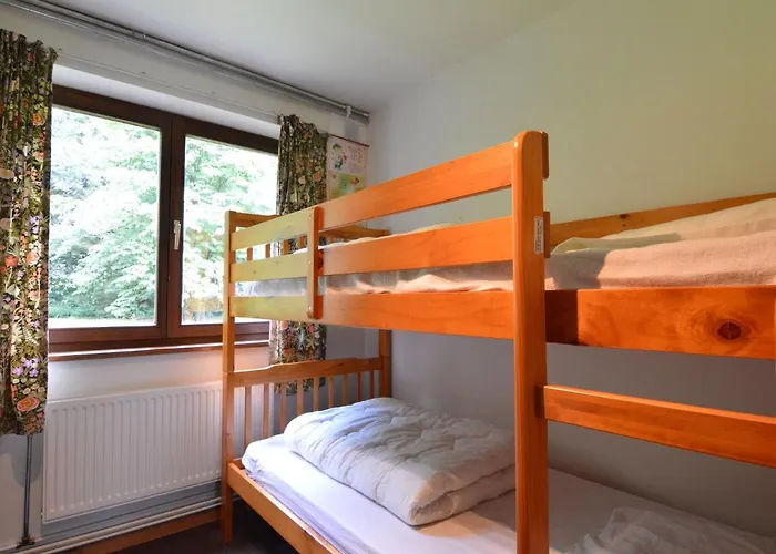 Inviting In The Woods In Ovifat Chalet *